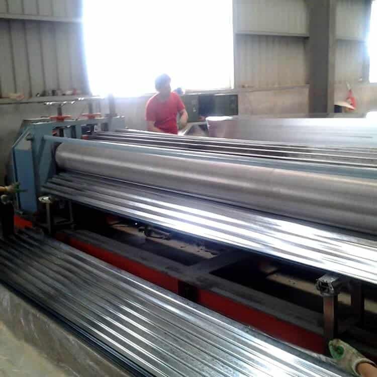 亜鉛メッキ波板 18 Galvanized Corrugated Sheet Production1
