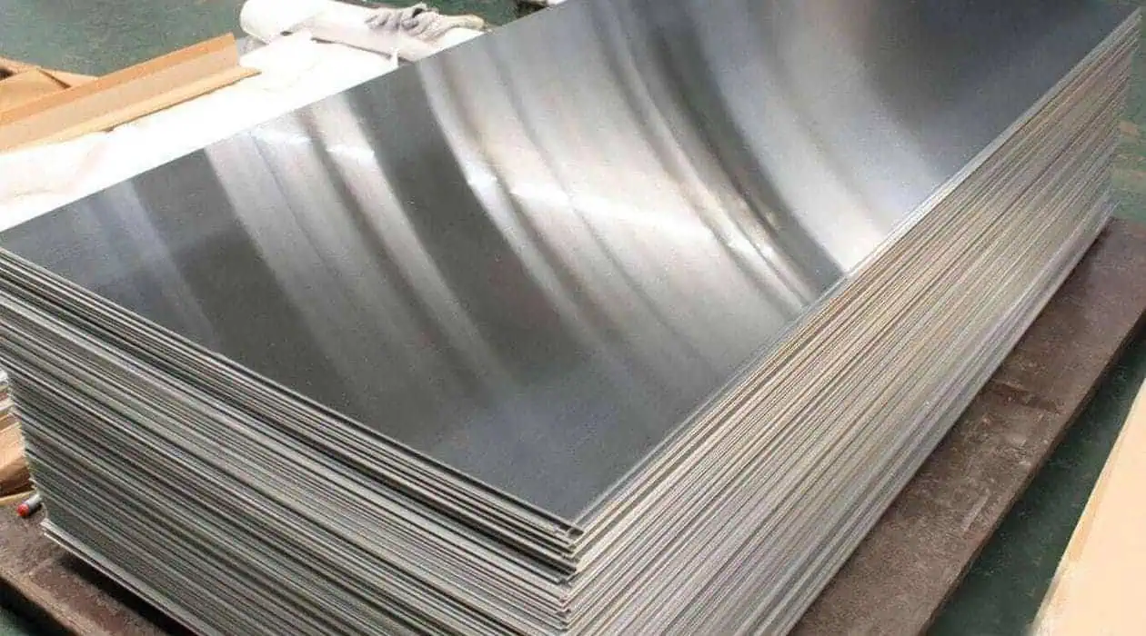 How to Cut Aluminum Sheet Safely and Accurately for Industrial Use? 3 47lo3blq